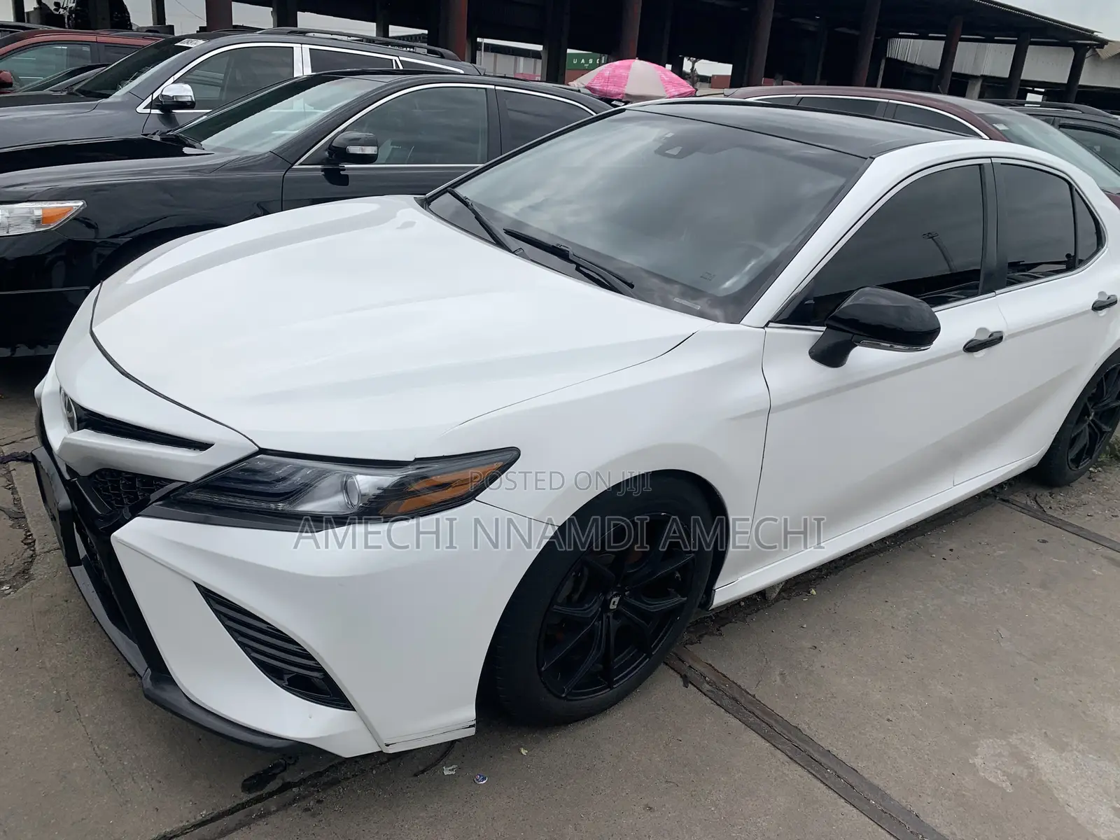 Toyota Camry SE FWD (2.5L 4cyl 8AM) 2018 White