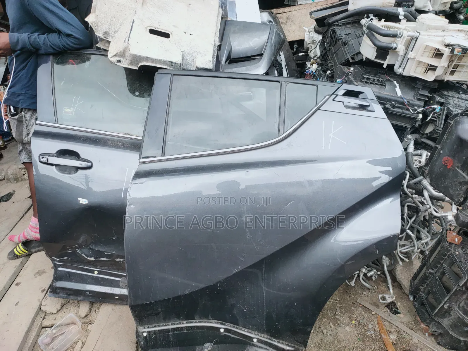 Toyota Door CHR 2017 Model