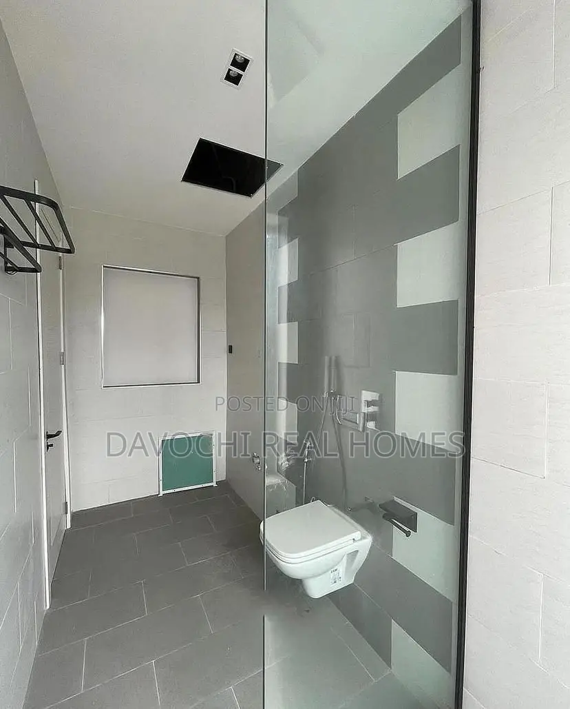 Furnished 4bdrm Duplex in Orchid Road, Lekki Phase 2 for rent