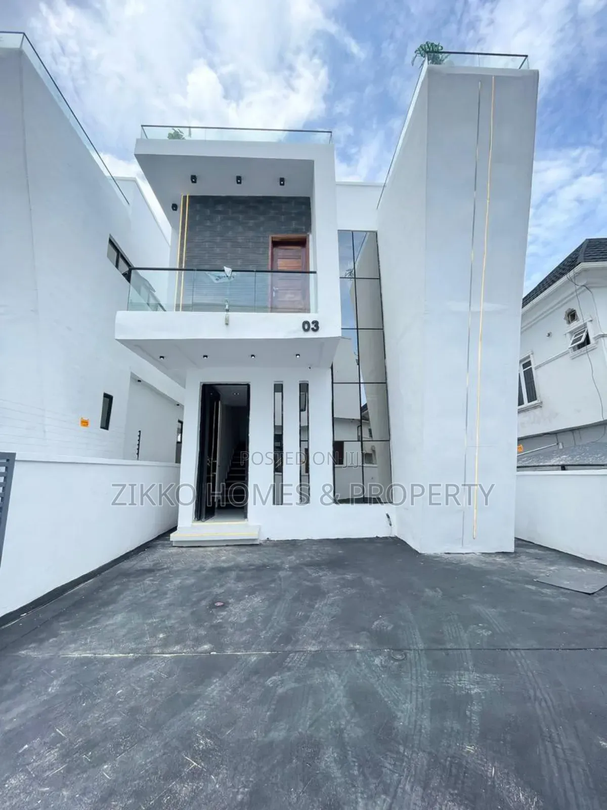 4bdrm Duplex in Ikota, Lekki for sale