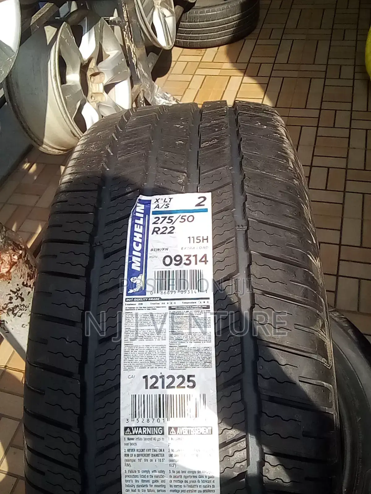 275 50 R22 Michelin Tyre