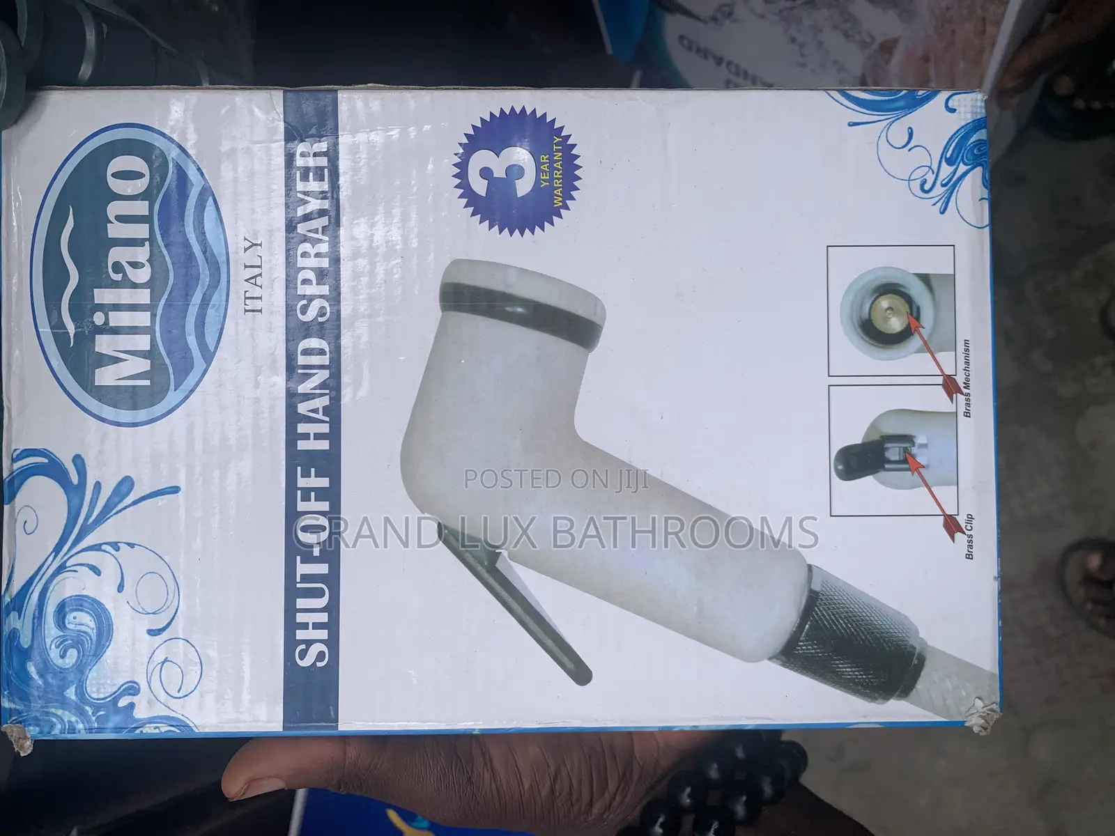 "Shut-Off Hand Sprayer"(Bom Bom Wash)