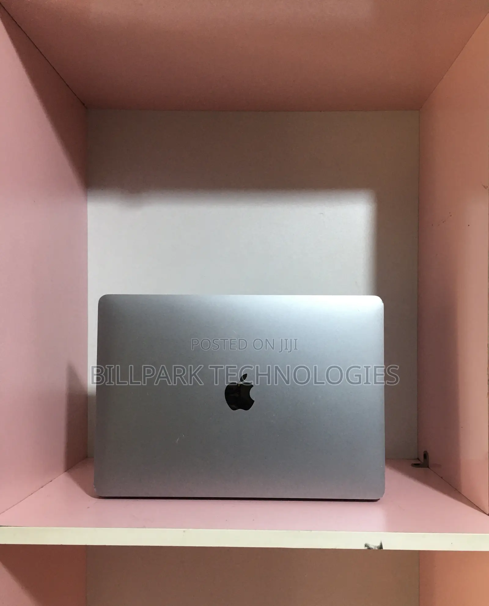Laptop Apple MacBook Pro 2017 8GB Intel Core I5 SSD 256GB