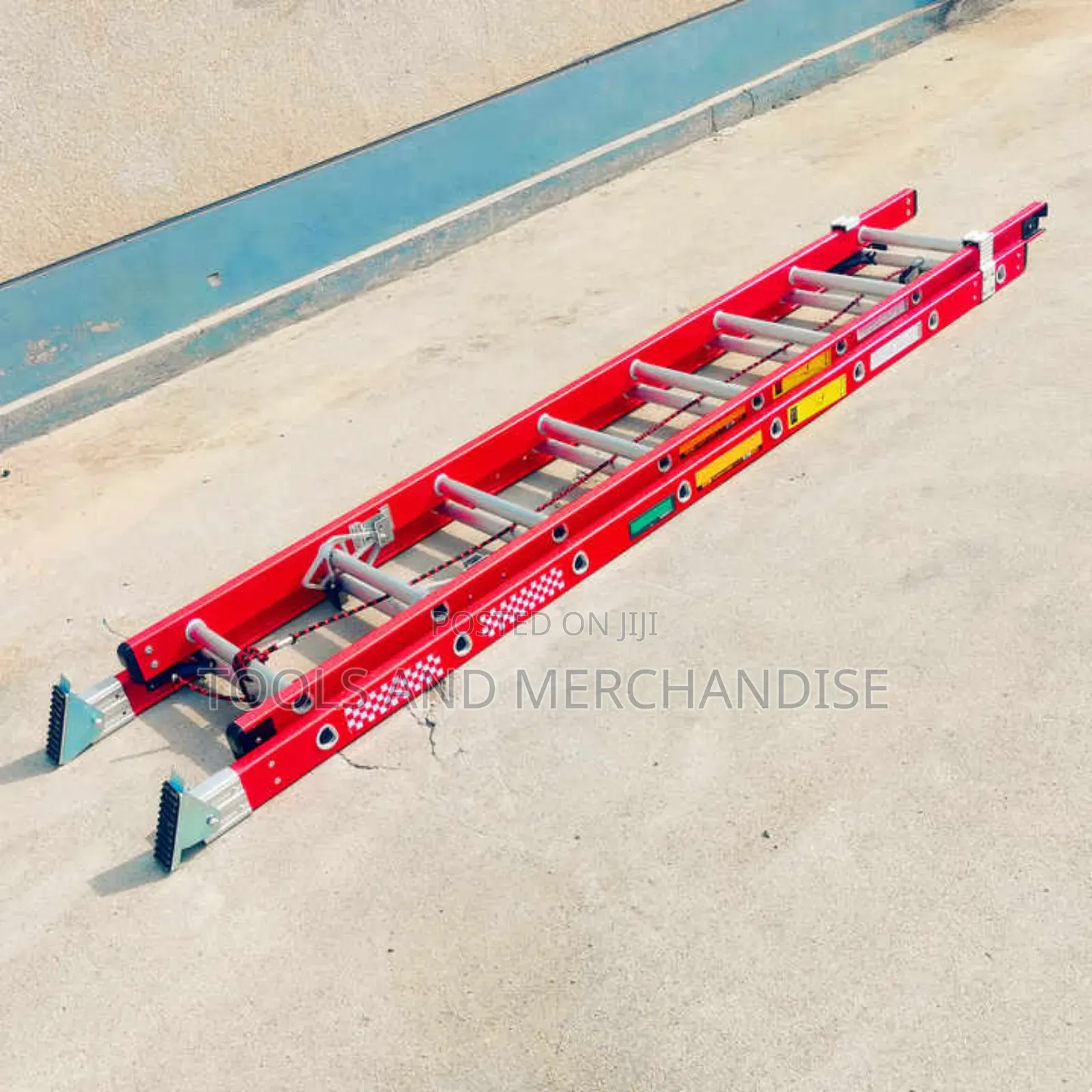 Fiberglass 8x2 (16ft) Extension Ladder (For Electrical Work