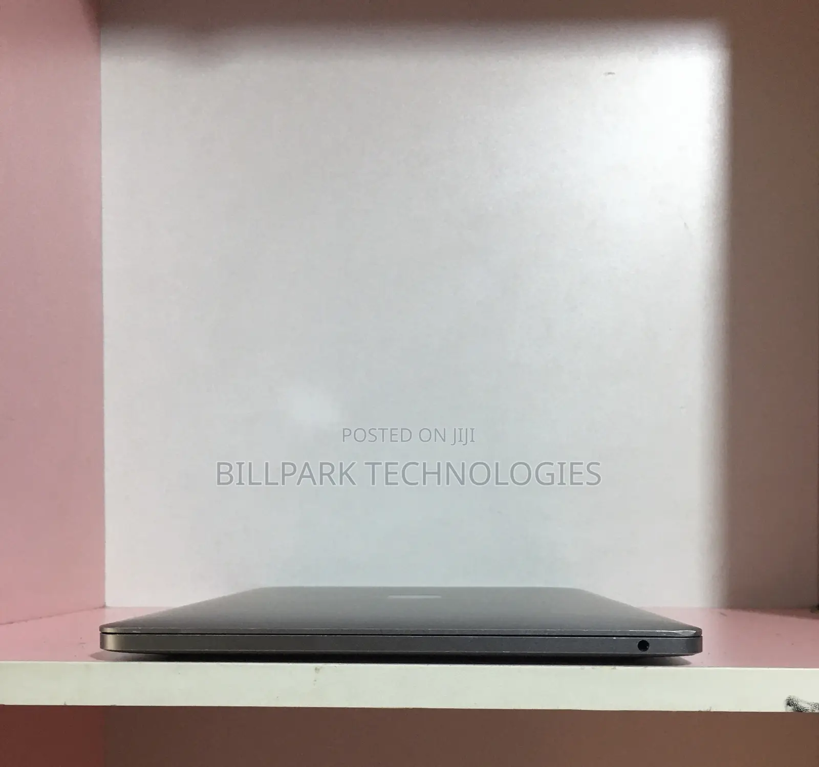 Laptop Apple MacBook Pro 2017 8GB Intel Core i5 SSD 256GB