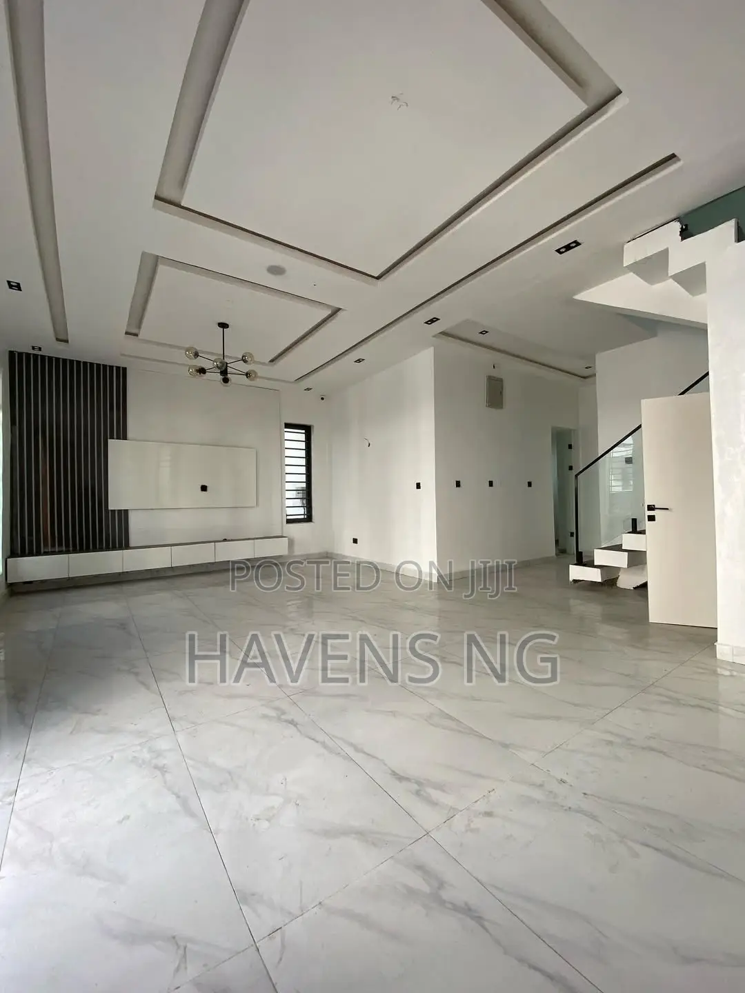 4bdrm Duplex in Agungi for sale