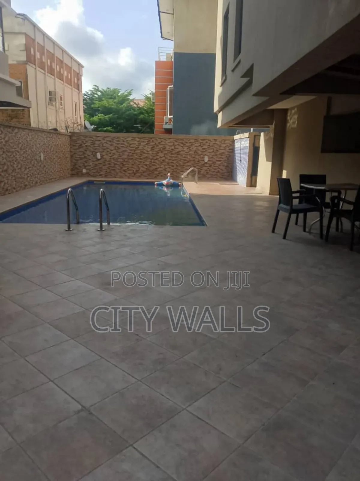3bdrm Block of Flats in Victoria Island Extension for rent