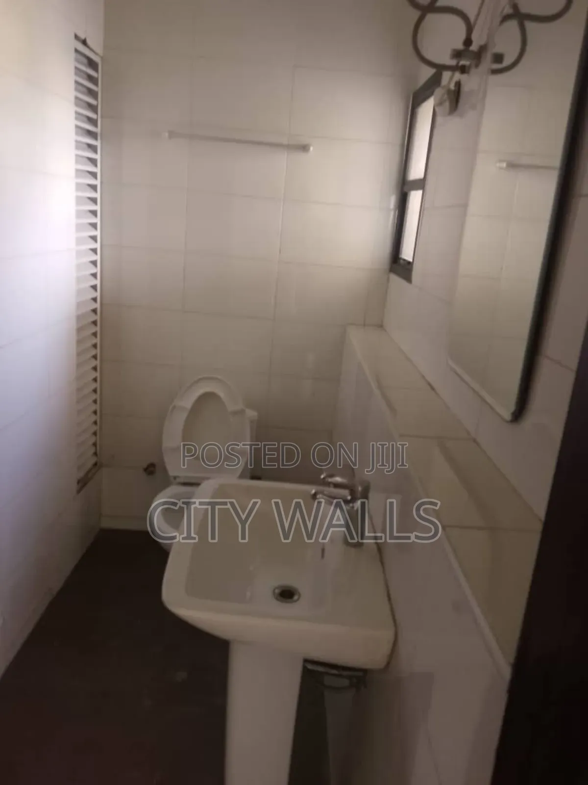3bdrm Block of Flats in Victoria Island Extension for rent