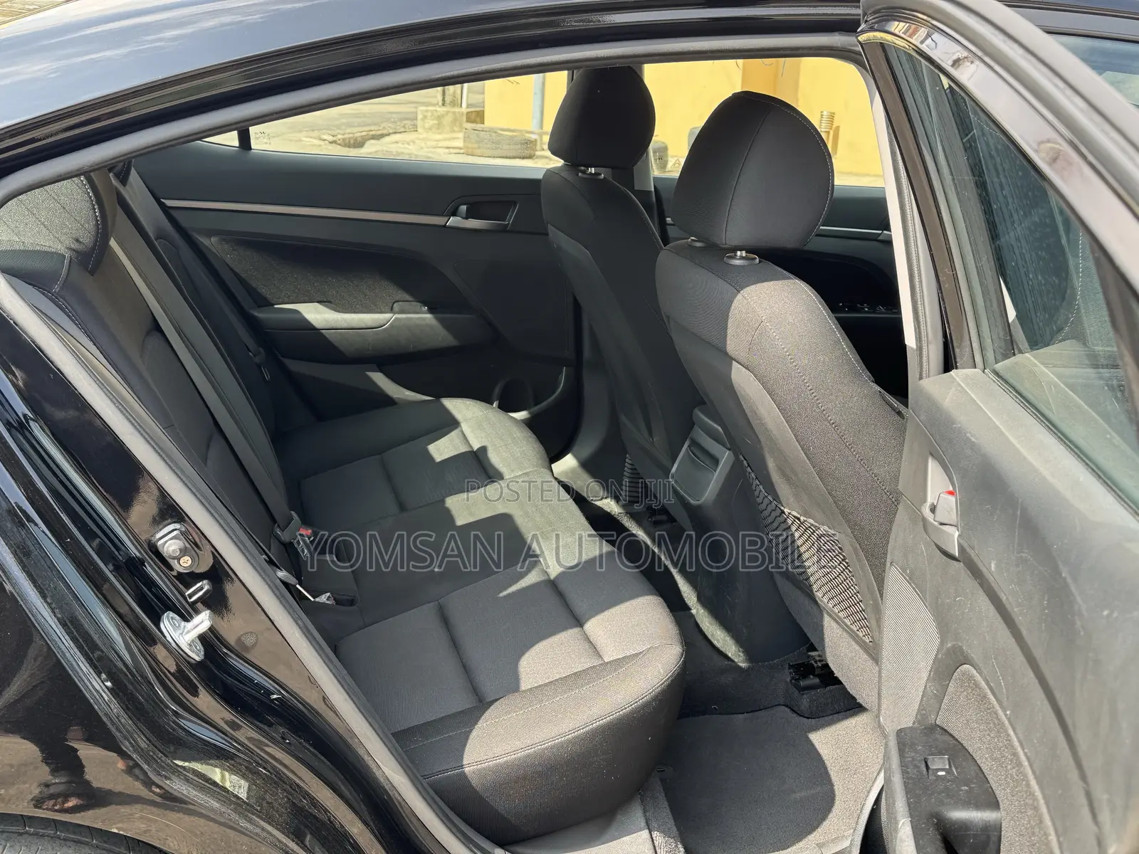 Hyundai Elantra ECO Sedan FWD (1.4L 4cyl 7A) 2017 Black