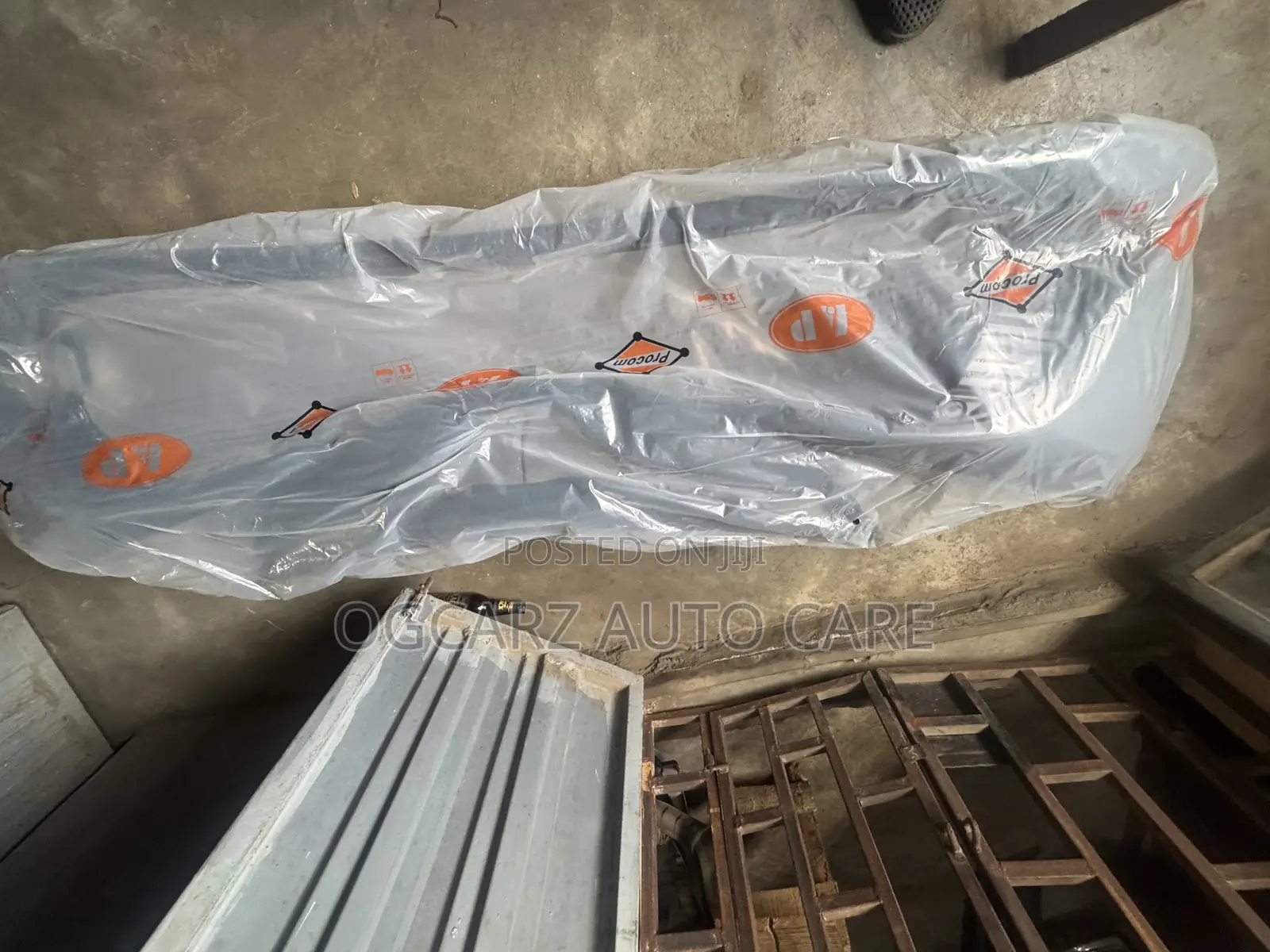 Front Bumper Camry 2018 / 2020 Le Xle Available