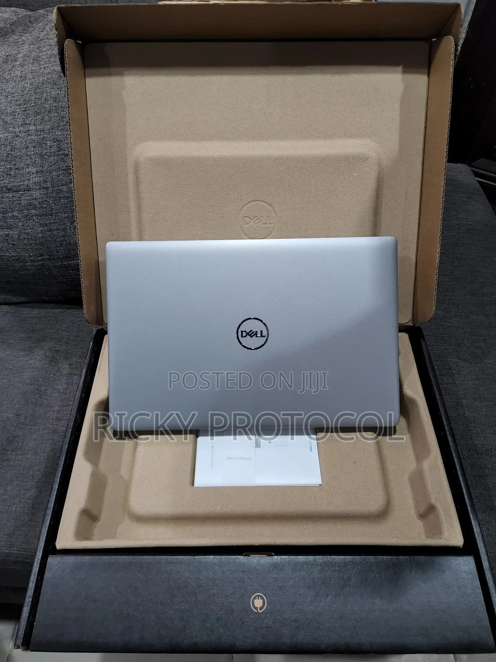 New Laptop Dell 16GB Intel Core Ultra 7 SSD 512GB
