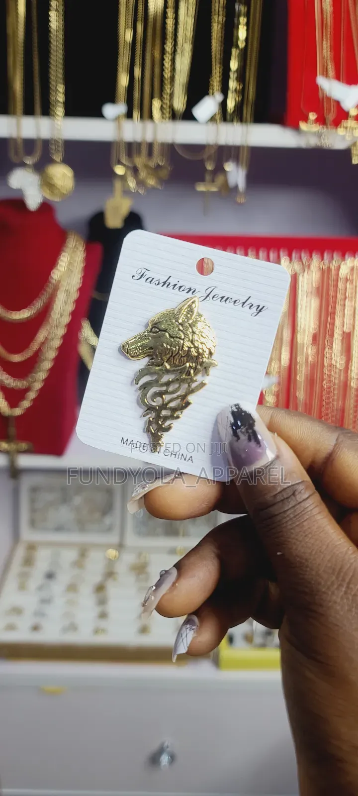 Fox Inspo Male Brooch