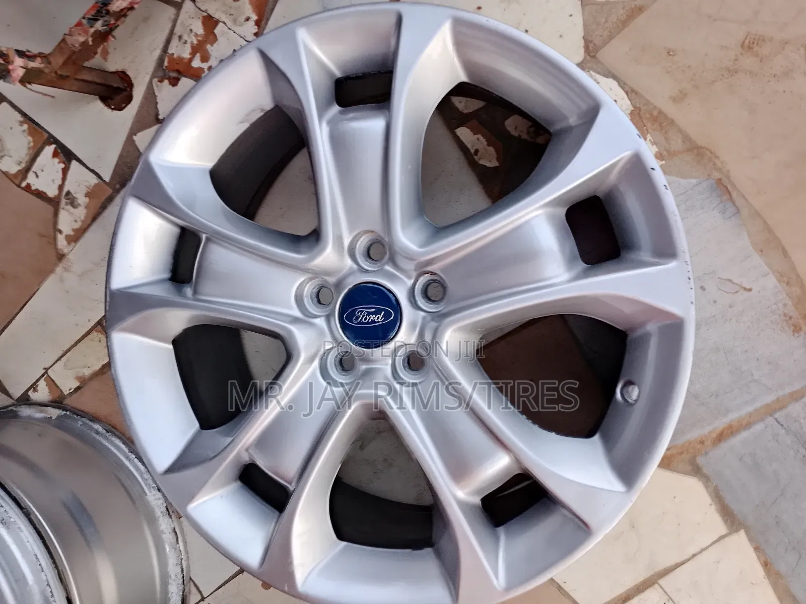 Direct Follow-Come 18rims for Ford Escape Available