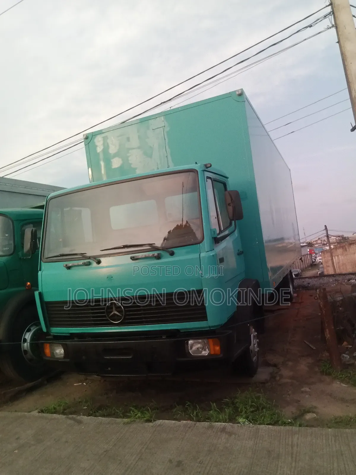814 Mercedes Benz Truck