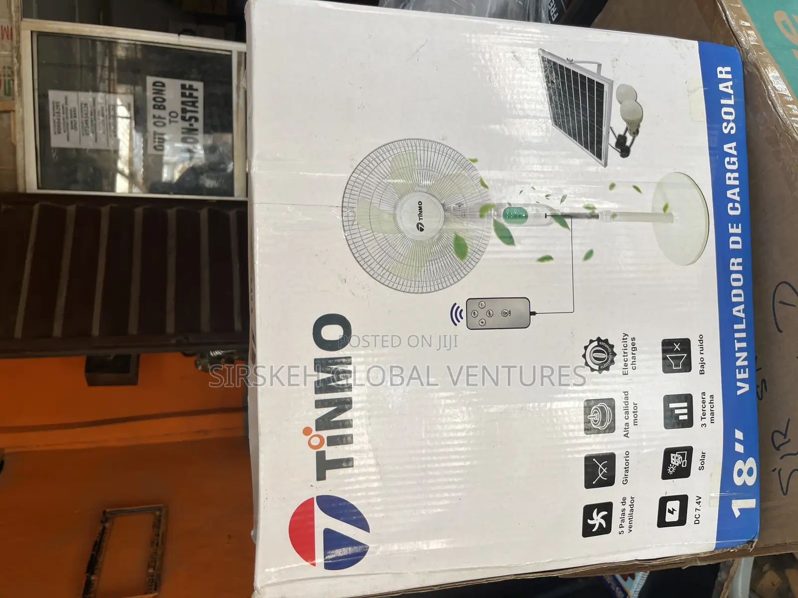 18” Tinmo Solar Standing Fan