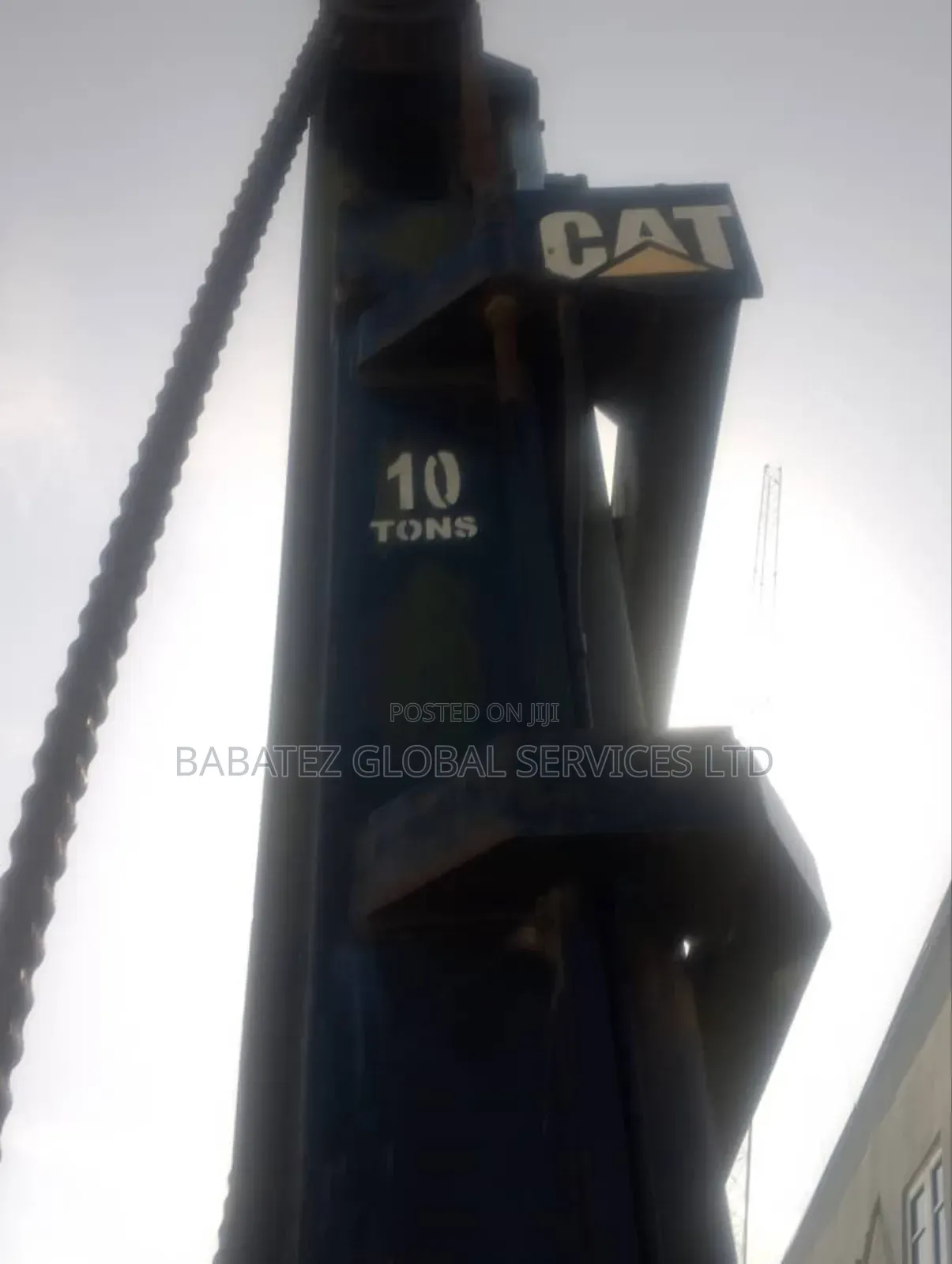 40tons and 10 Tons Folklift Hire