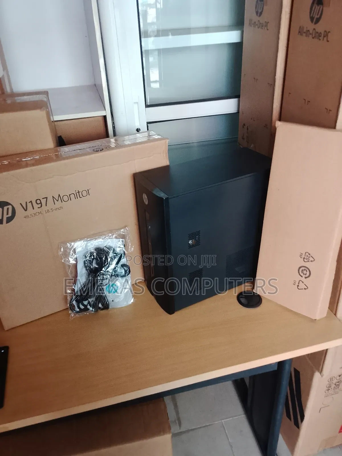 New Desktop Computer HP Pavilion 570 8GB Intel Core I5 HDD 1T