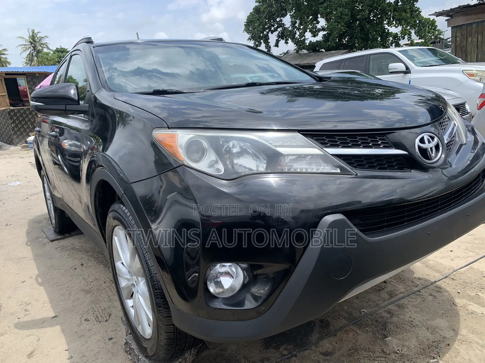 Toyota RAV4 Limited 4dr SUV AWD (2.5L 4cyl 6A) 2015 Black