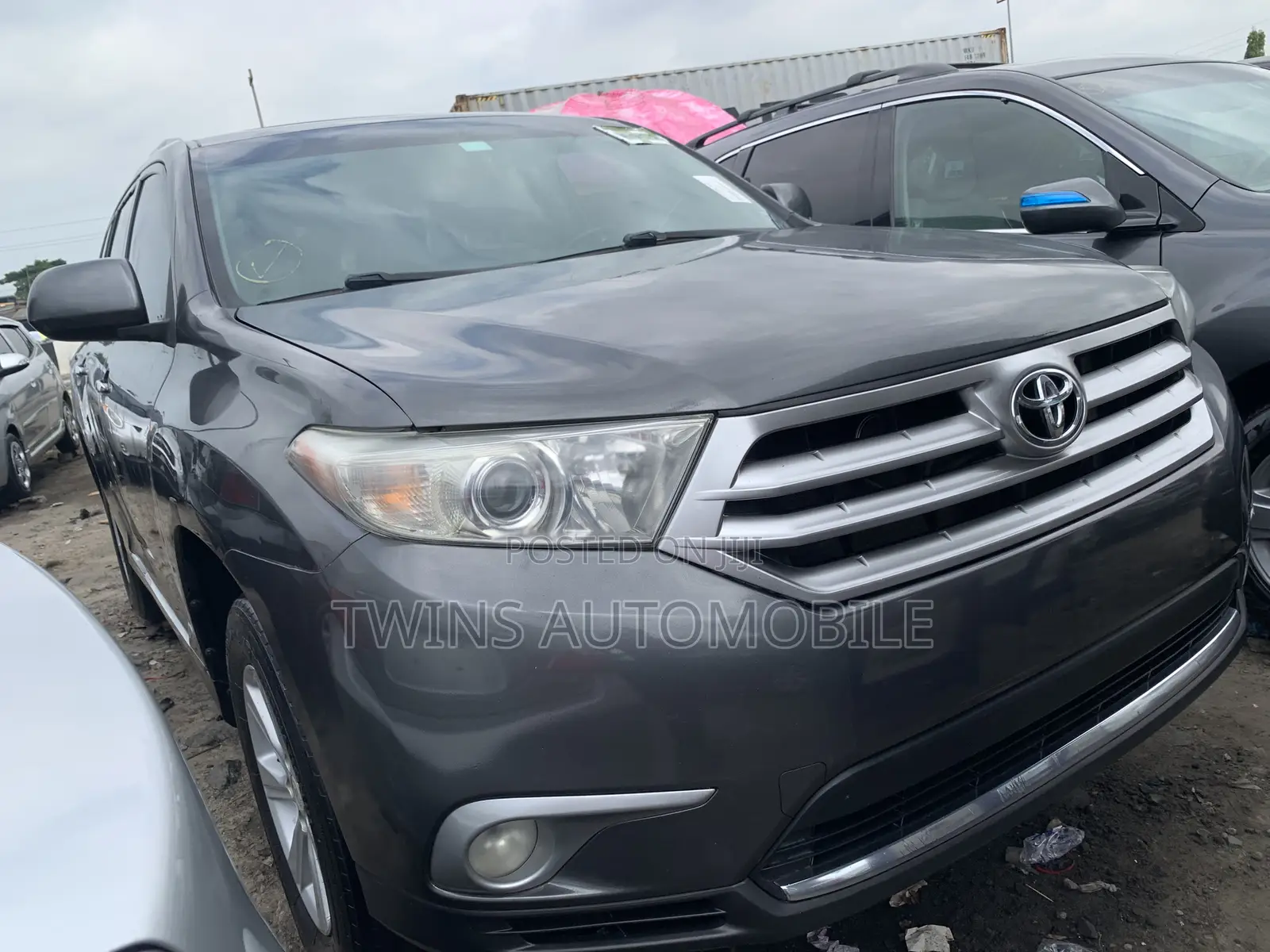 Toyota Highlander Limited 2012 Gray