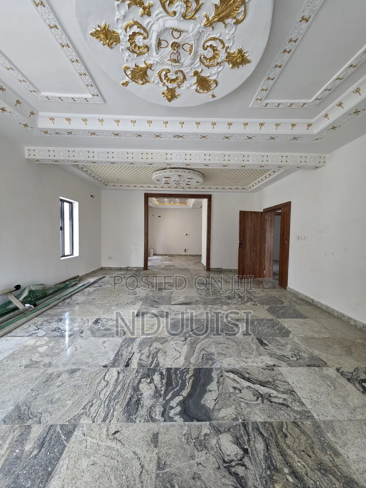 8bdrm Duplex in Asokoro for sale