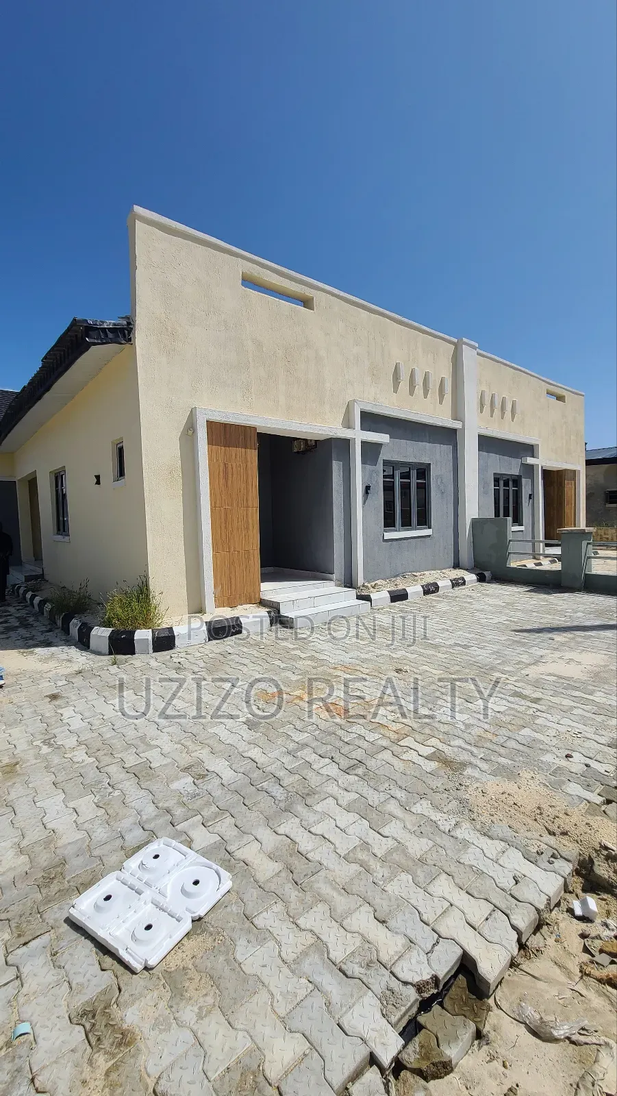3bdrm Bungalow in Peak Park Estate, Awoyaya for sale