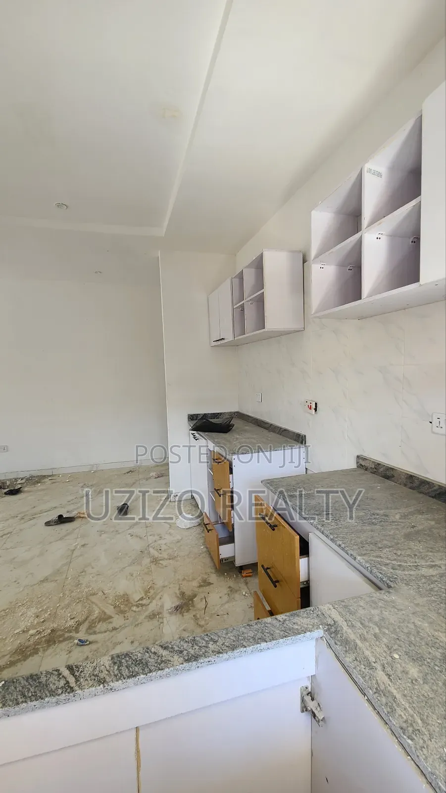 3bdrm Bungalow in Peak Park Estate, Awoyaya for sale