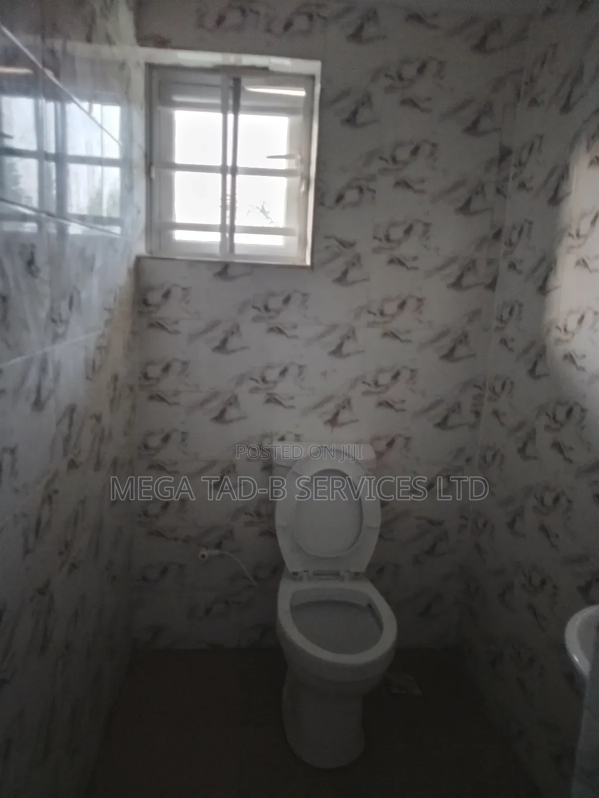 2bdrm Block of Flats in Magada Estate, Berger for rent