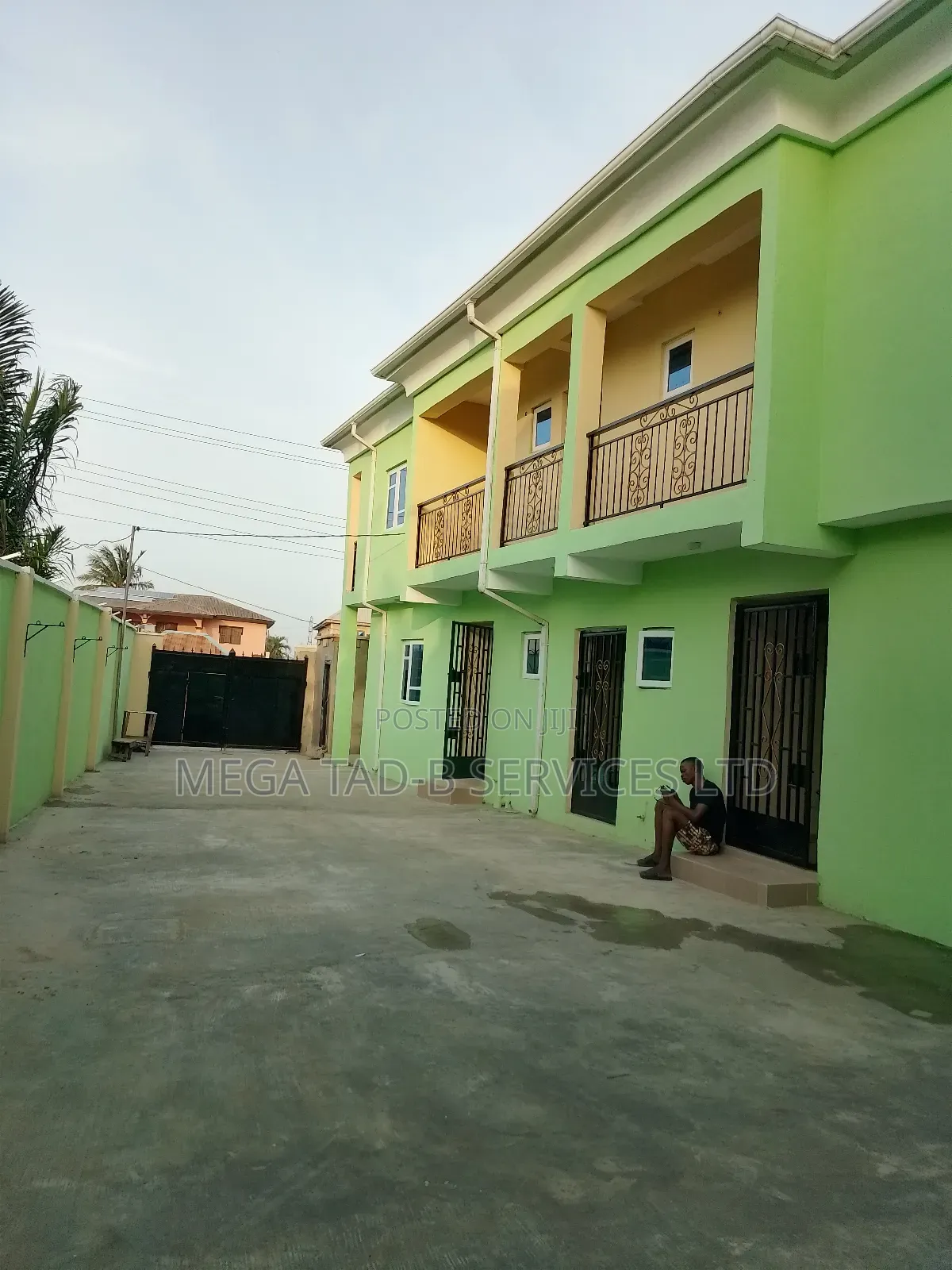 2bdrm Block of Flats in Magada Estate, Berger for rent