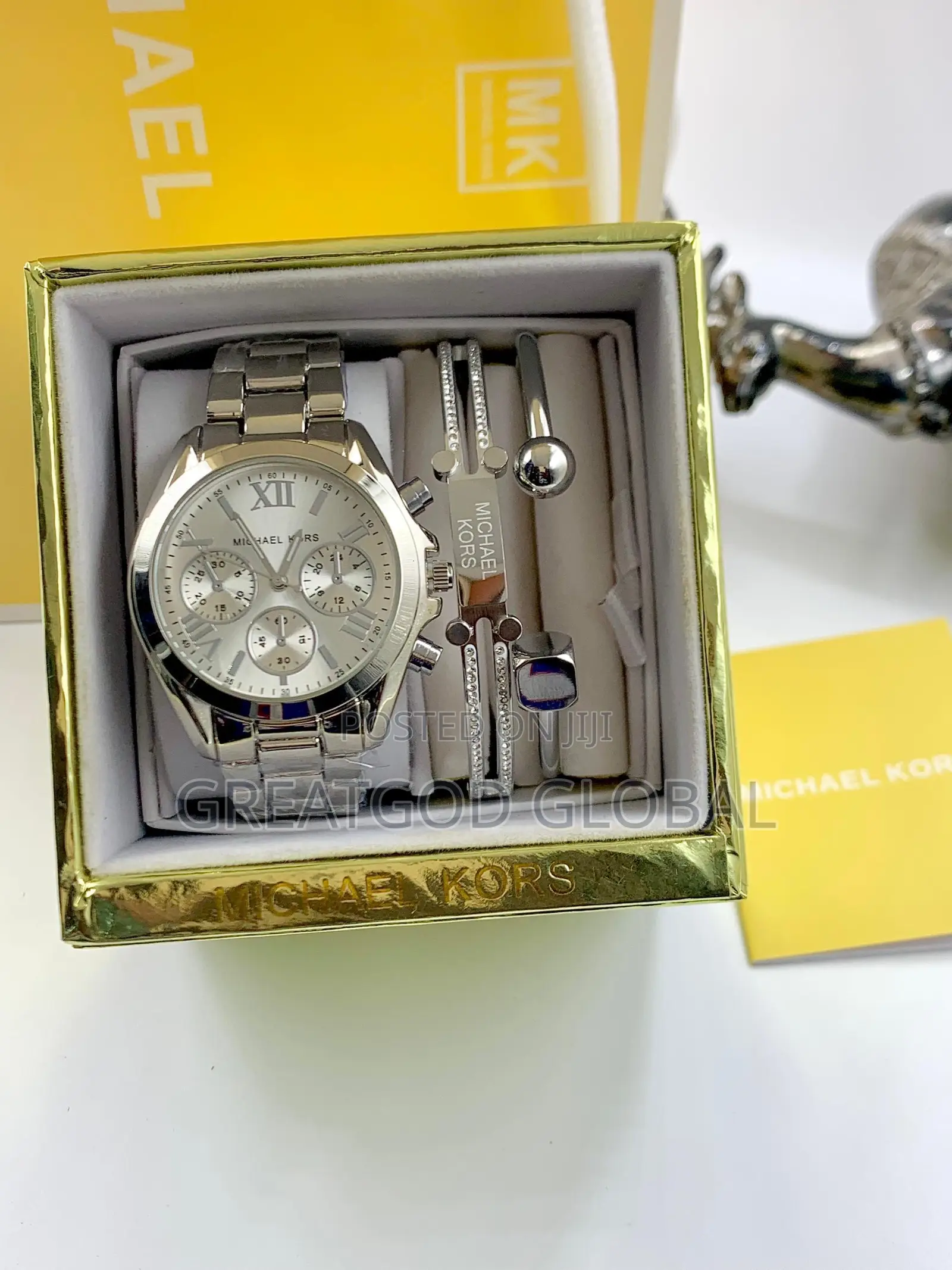 Michael Kors Ladies Wristwatch and Bracelet Set