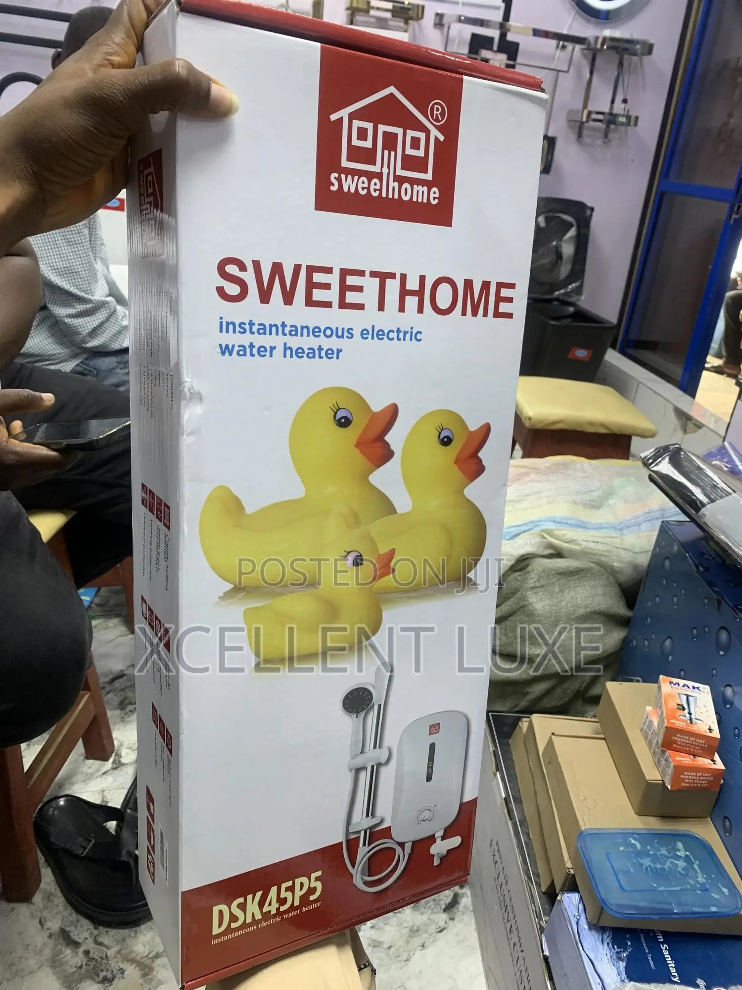 Sweet Home Instant Water Heater With Hand Shower