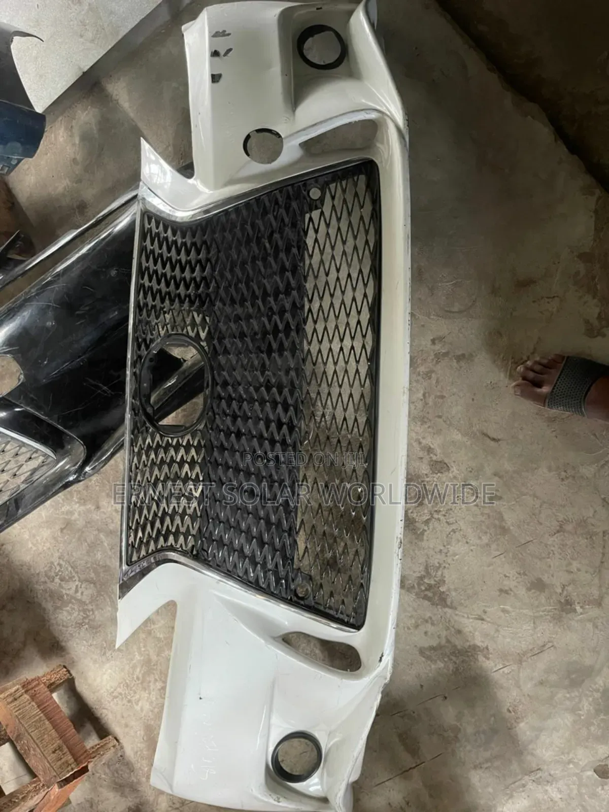 Original Is250 08-14 Canada Used