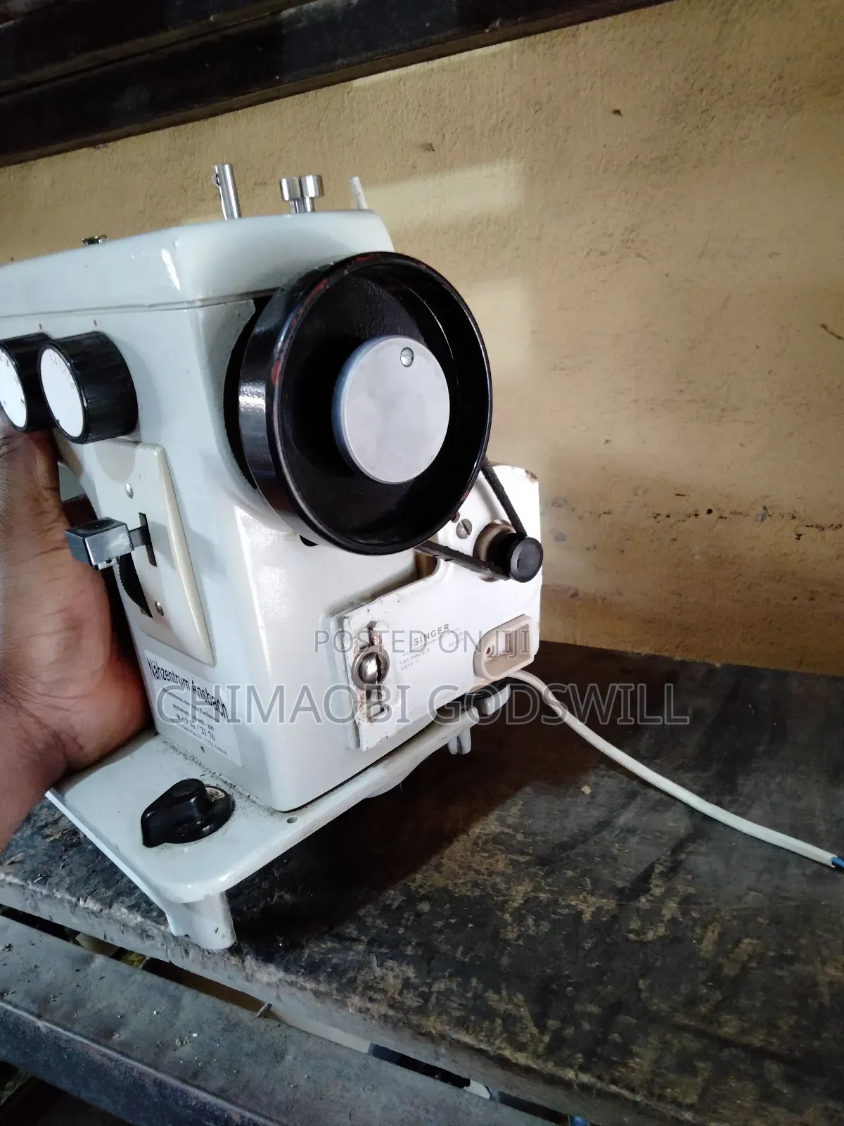 Pfaff Electric and Manual Sewing Machine