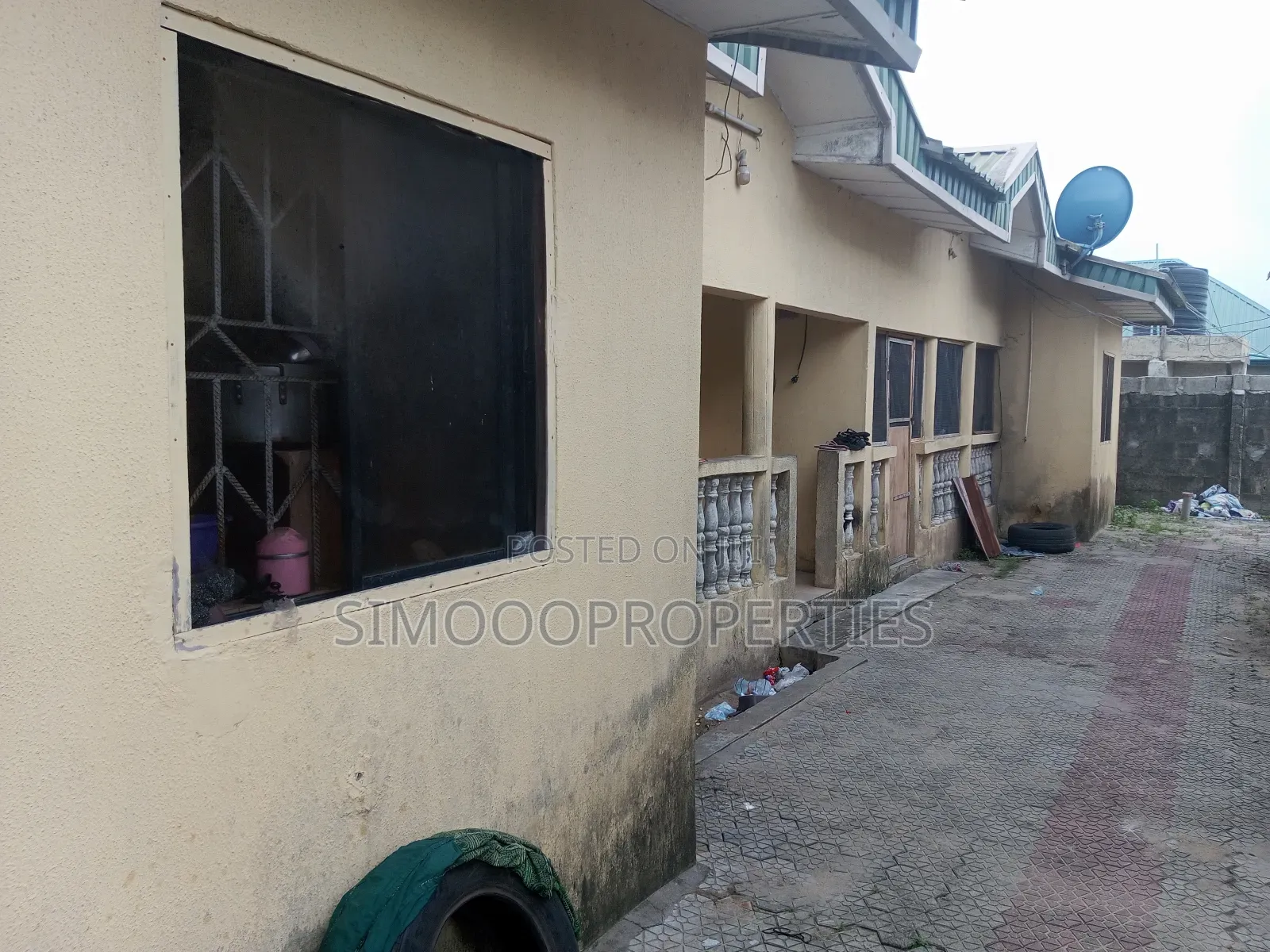 3units of 2beds and 1unit of Room and Parlor for Sale