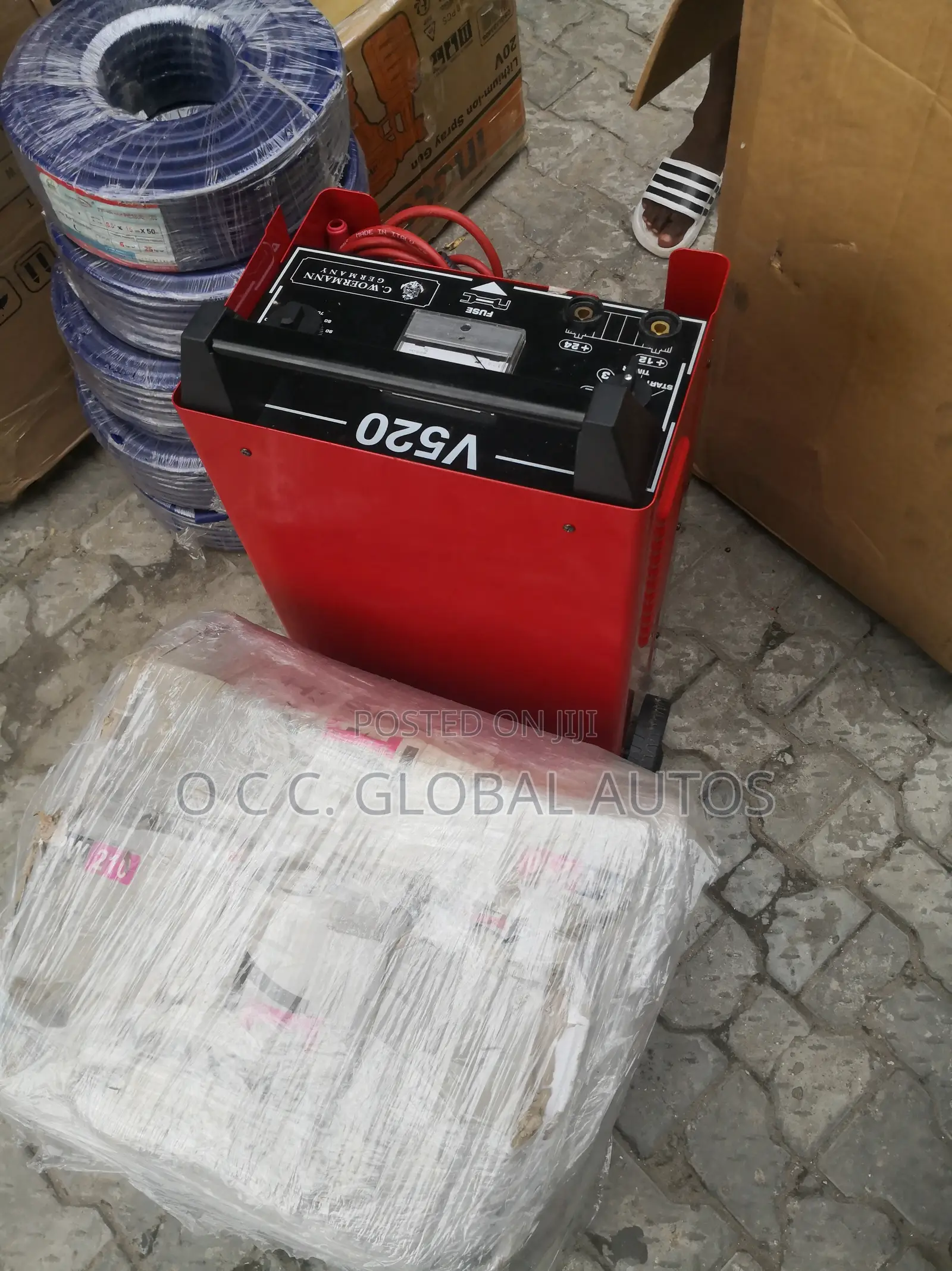 Original Battery Charger V520 Made In Japan