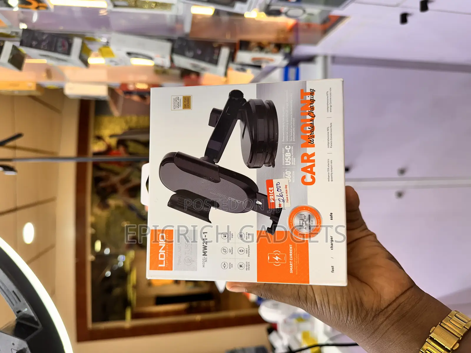 Ldnio Phone Car Mount - Dashboard