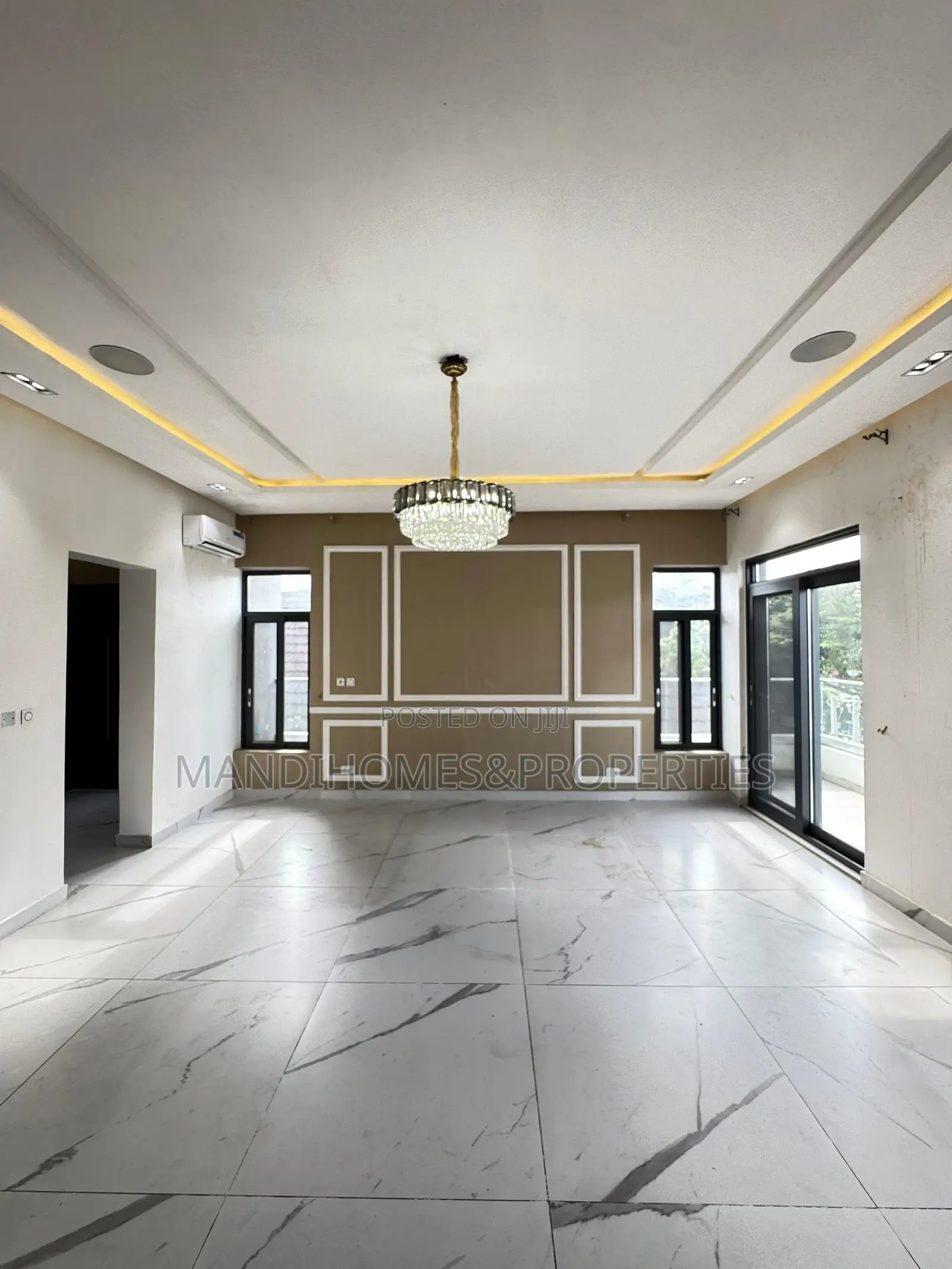 5bdrm Duplex in Old Ikoyi for sale