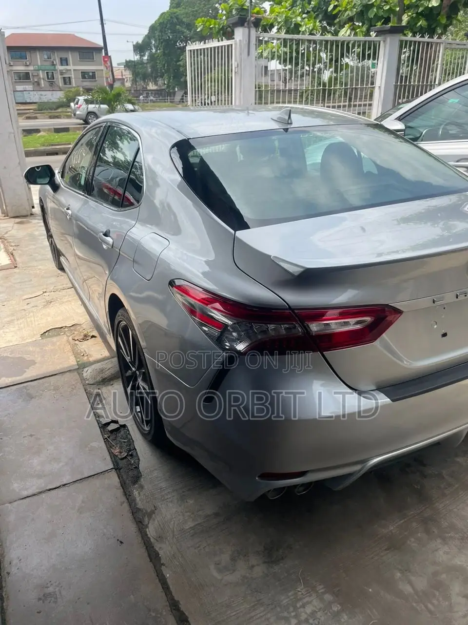 Toyota Camry XSE V6 FWD (3.5L 6cyl 8AM) 2018 Silver