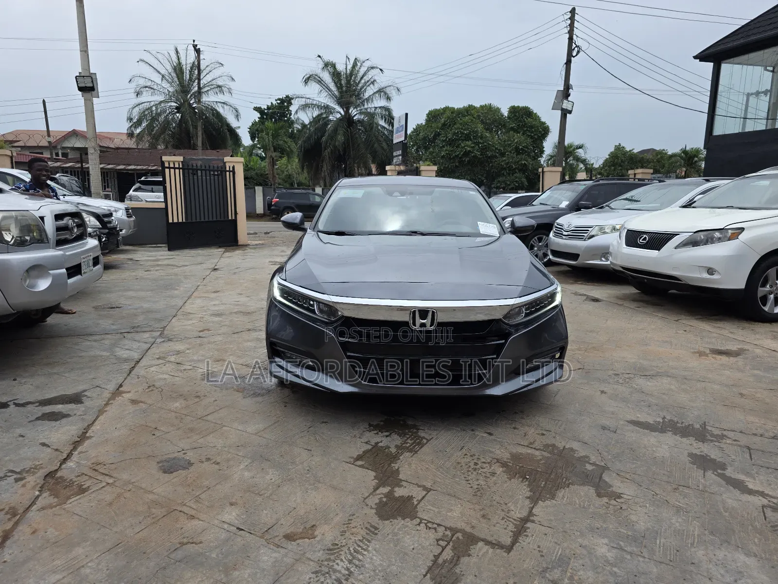 Honda Accord EX-L (2.0L 4cyl Turbo 10A) 2019 Gray