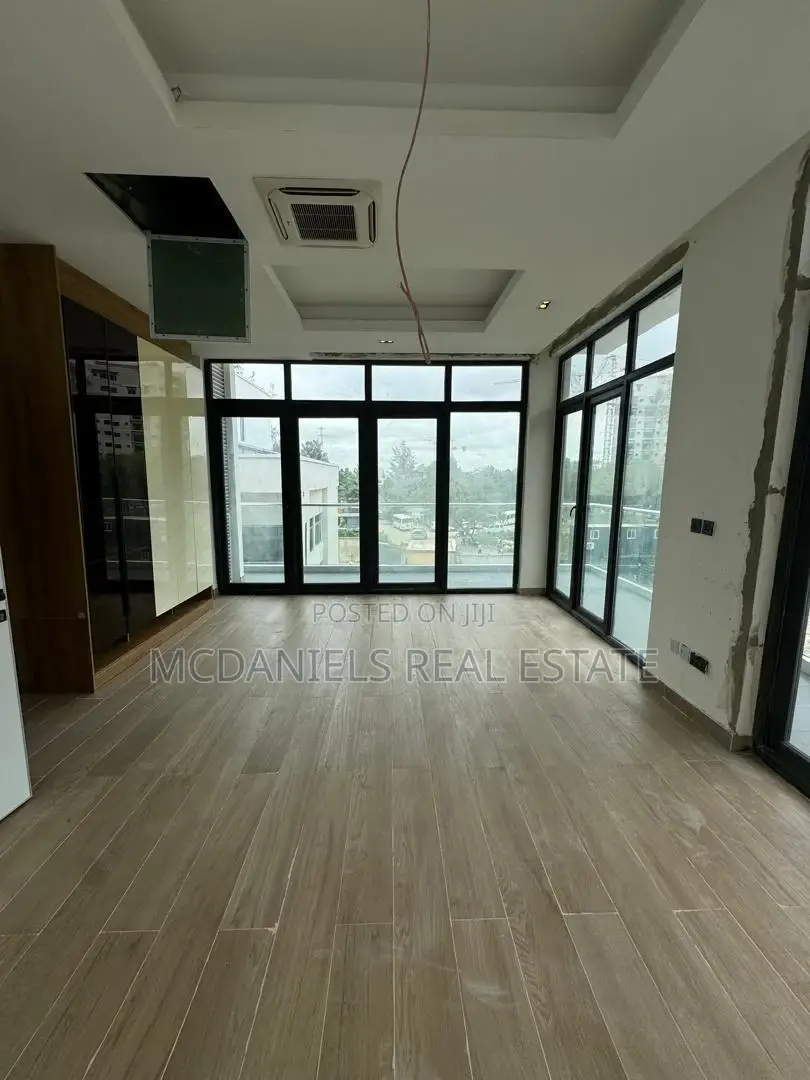 3bdrm Apartment in Banana Island for sale