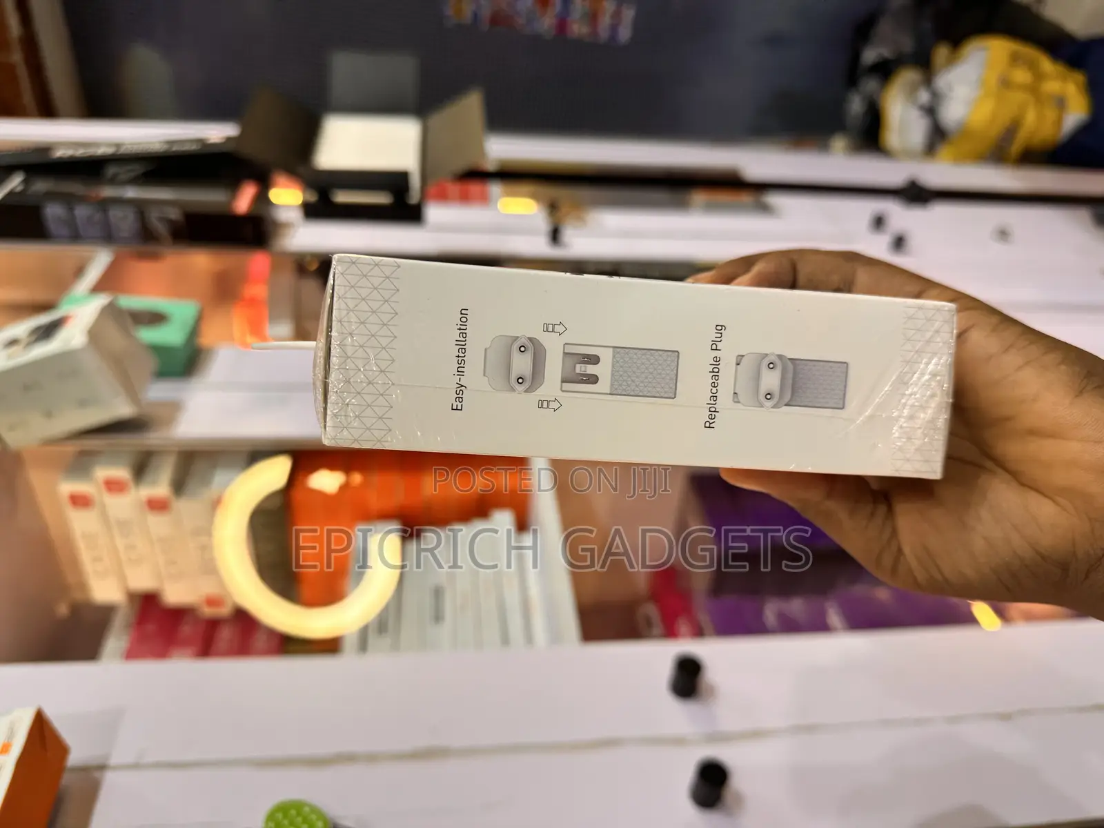 Ldnio 65w Mini Quick Charger for Phone and Laptop