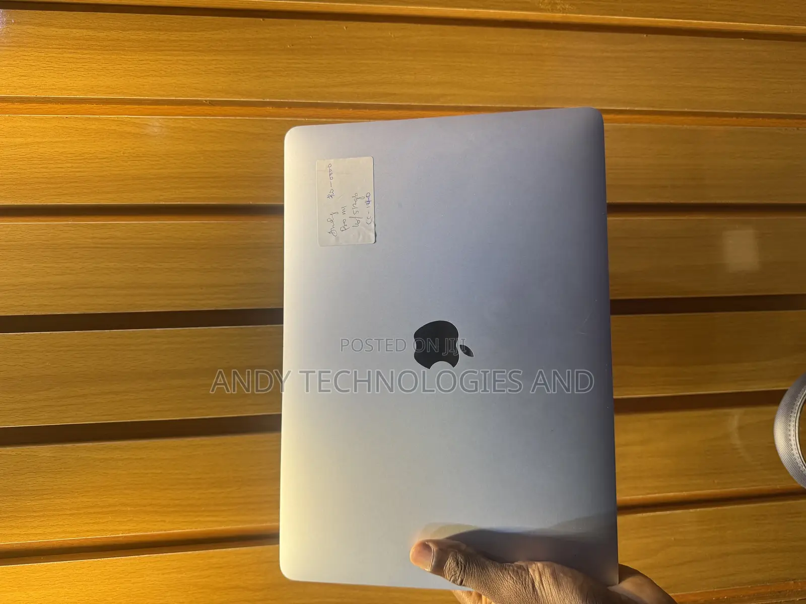 Laptop Apple MacBook Pro 2020 16GB Apple M1 SSD 512GB