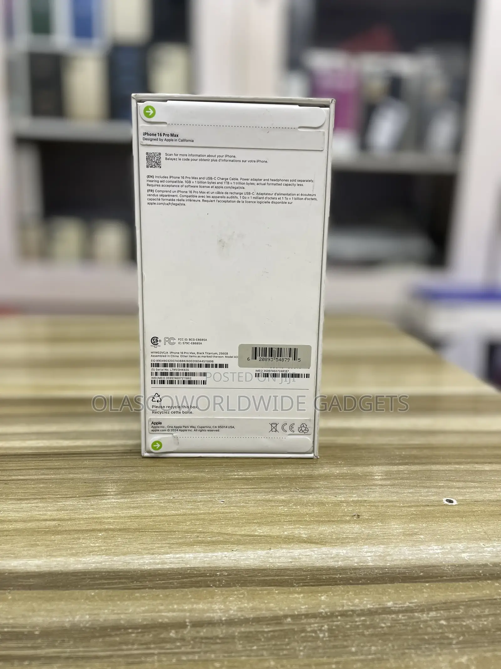 New Apple iPhone 16 Pro Max 256 GB Black