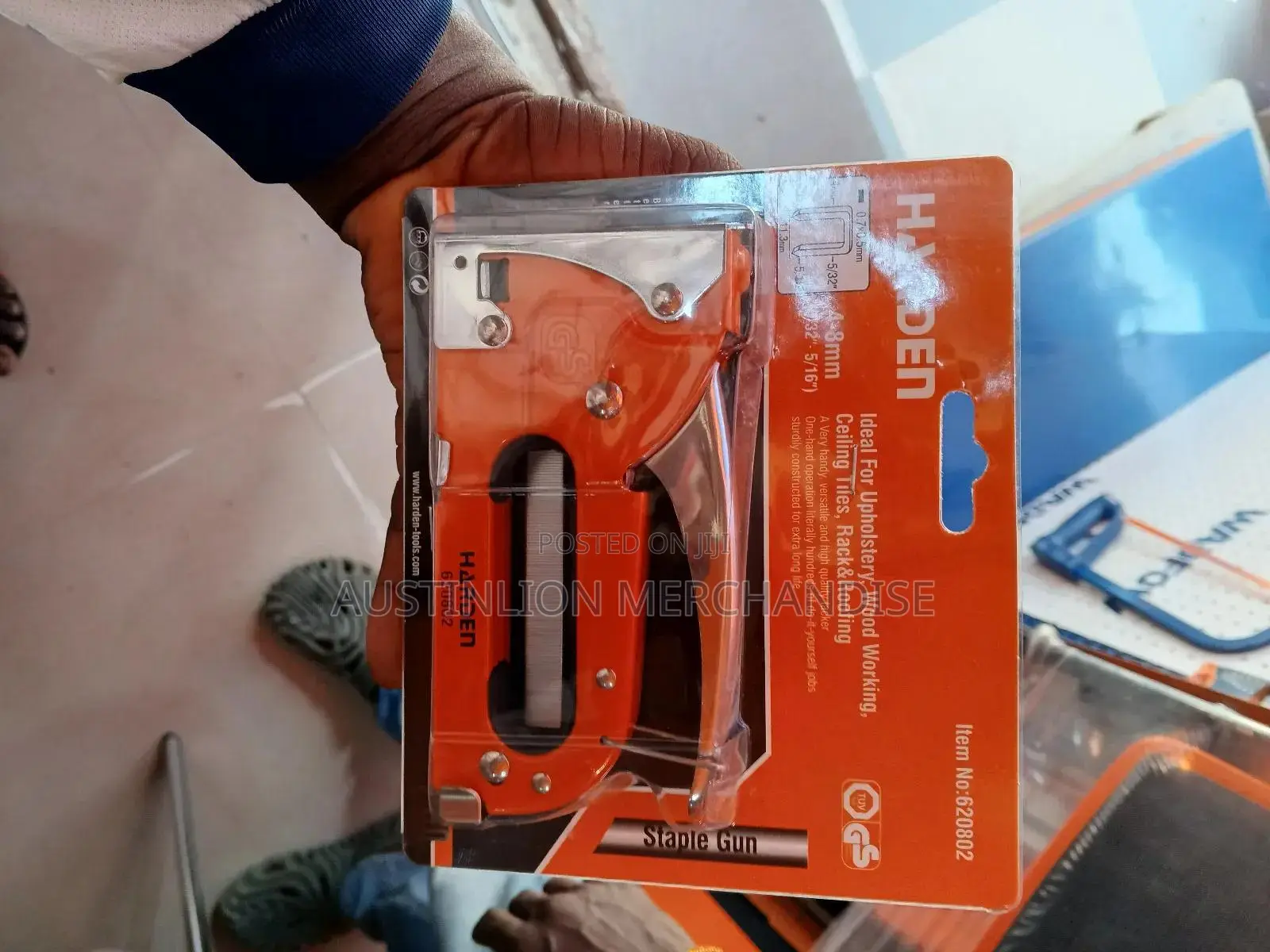 Harden Stapler Gun for Carpentry Stapling