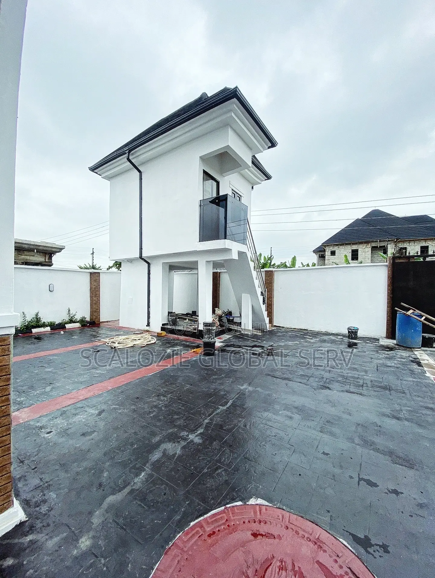 4bdrm Duplex in Elimbu for sale