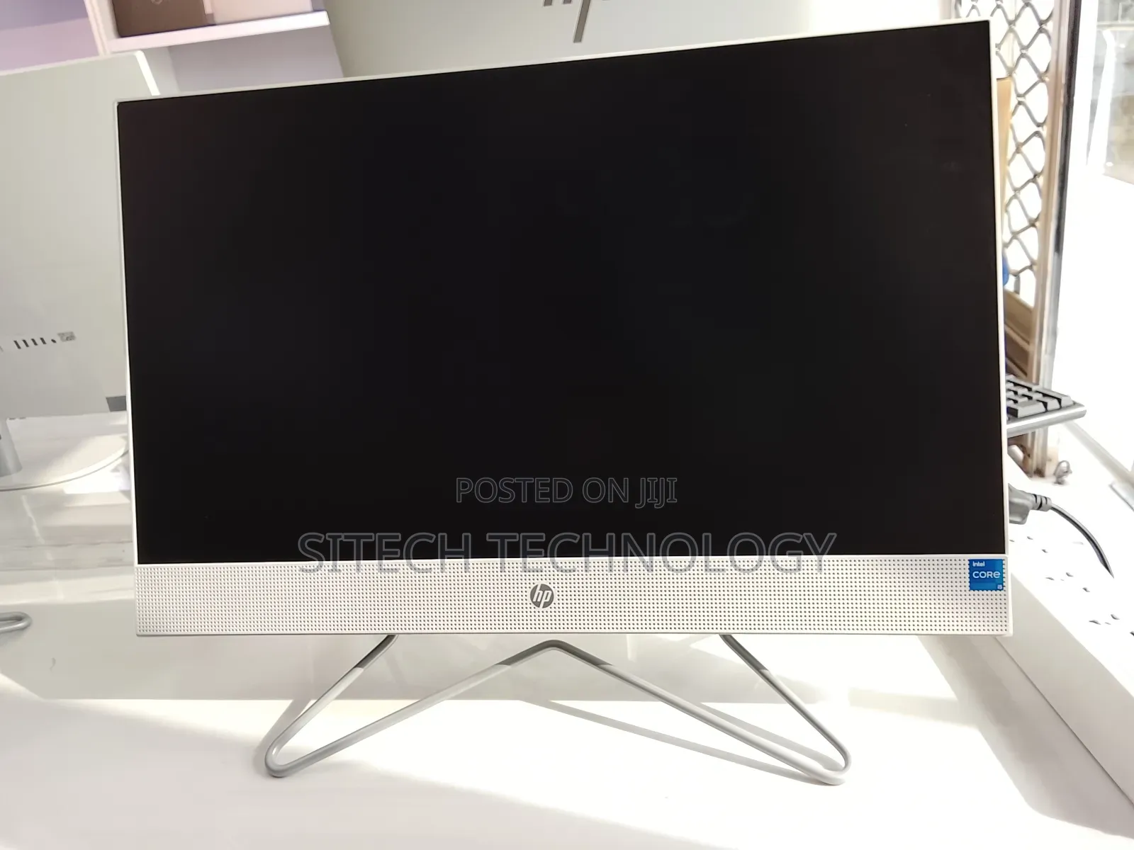 New Desktop Computer HP AiO 24 8GB Intel Core I3 HDD 500GB