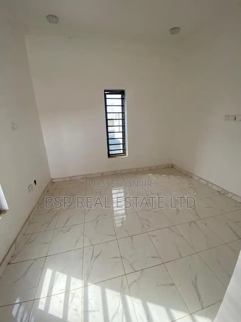 6bdrm Duplex in Apo Resettlement for sale