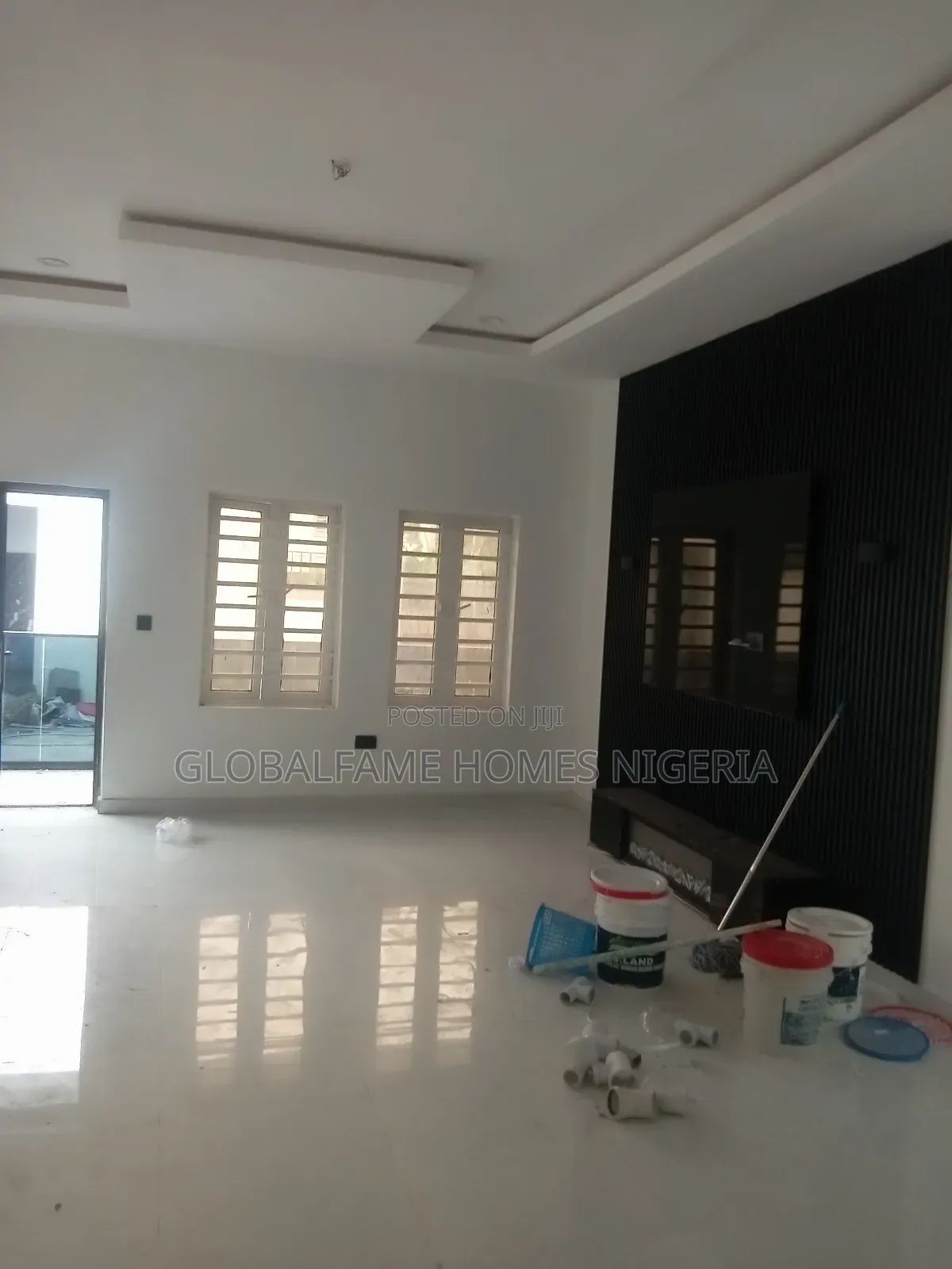 4bdrm Duplex in In An Estate By for rent
