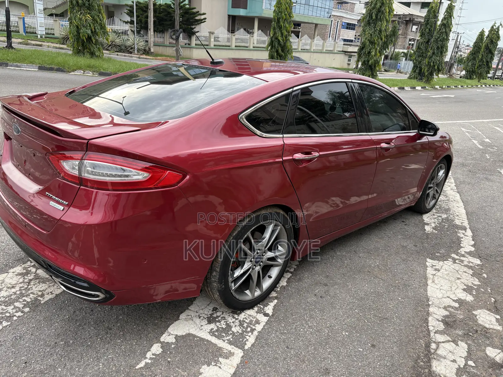 Ford Fusion Titanium 4dr Sedan w/EcoBoost (2.0L 4cyl Turbo 6A) 2015 Red