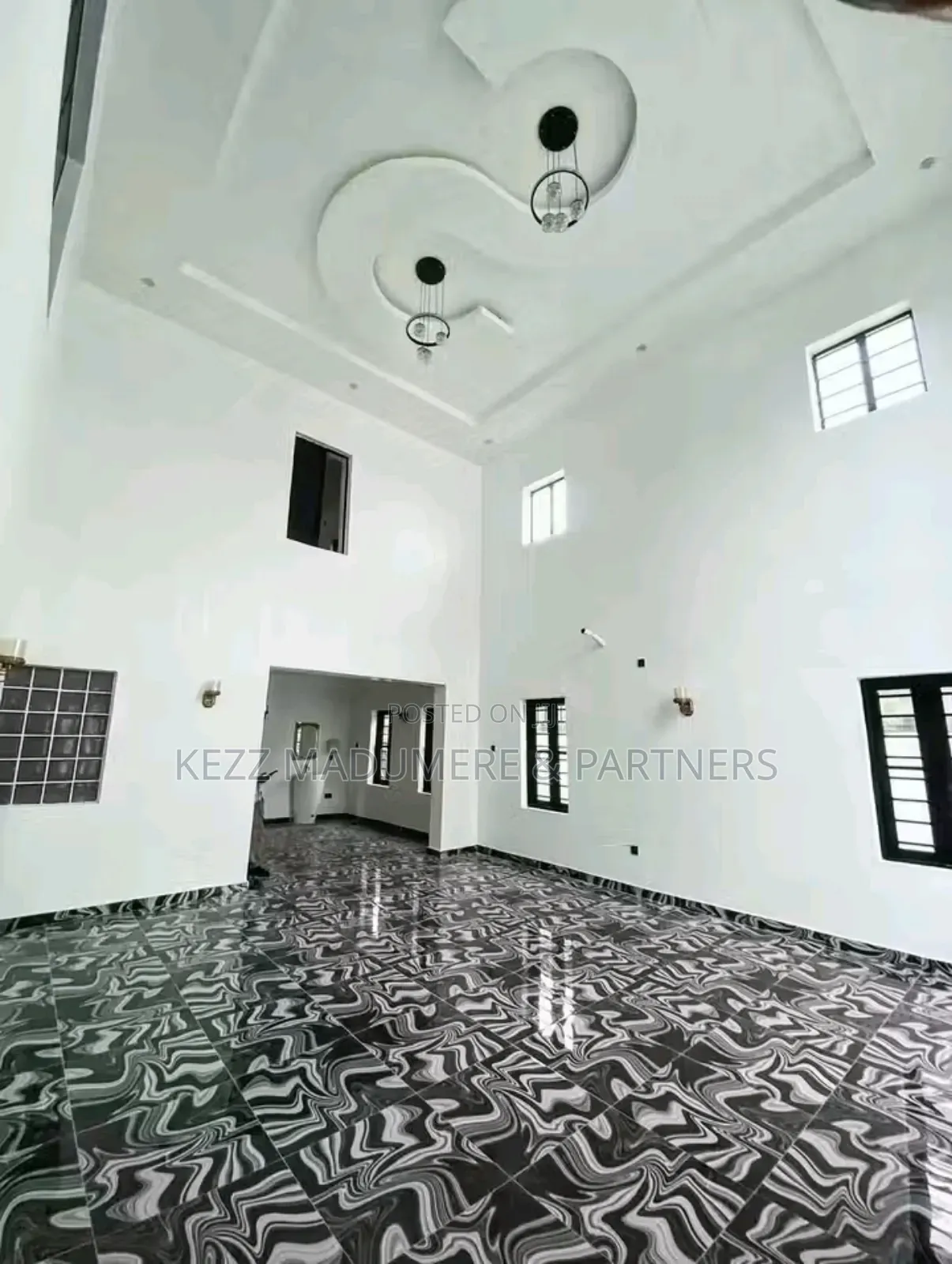 4bdrm Duplex in Royal Estate, Off, Port-Harcourt for sale
