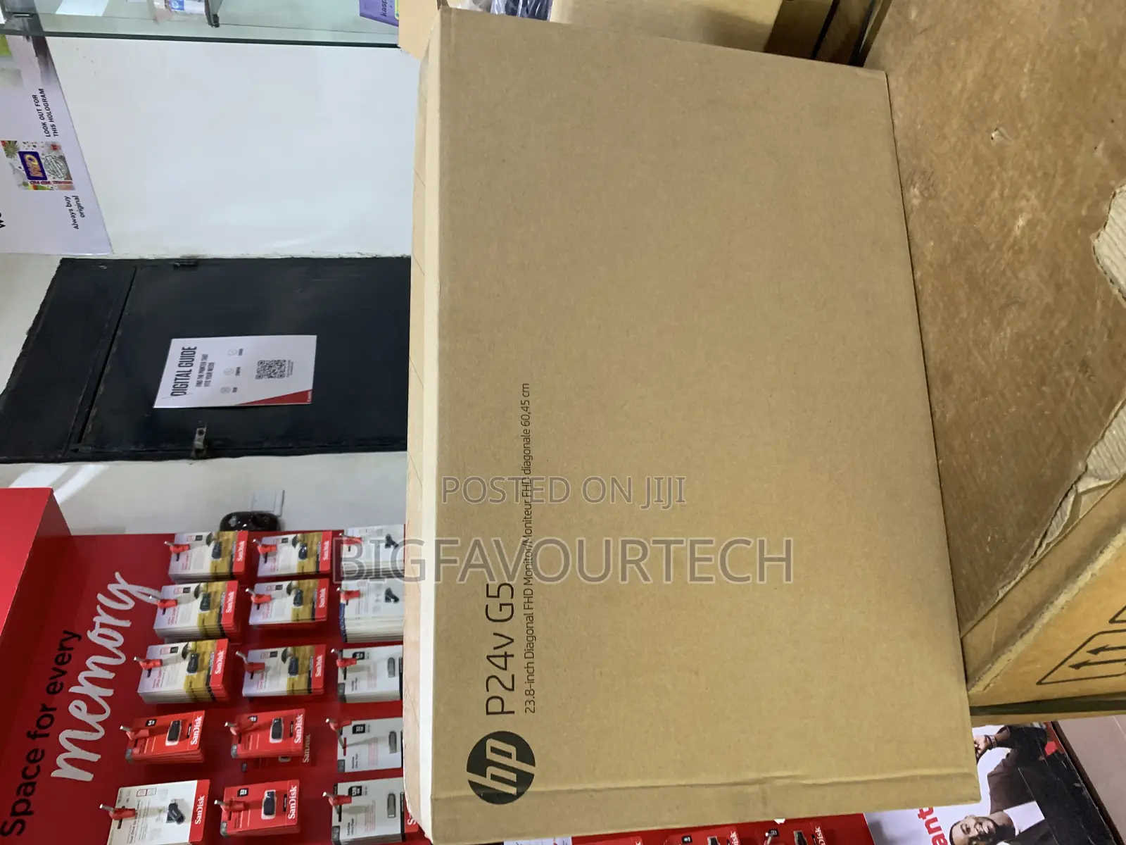 HP P24v G5 23.8" Full Hd Ips Monitor